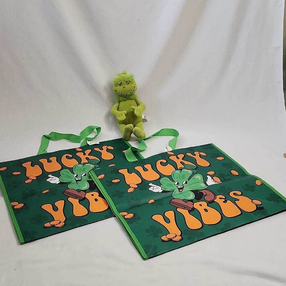 Lucky Vibes Tote Bags with DR Seuss "Grinch" PlushToy